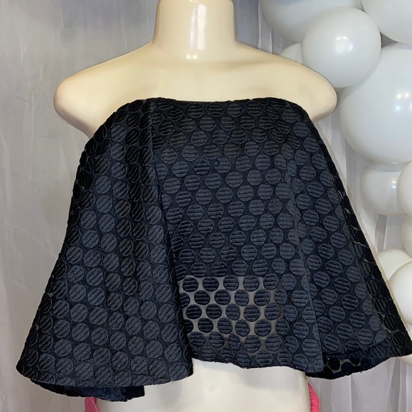 Sexy Nicholas Black Lace Flare Sleeveless Top - Picture 2 of 11